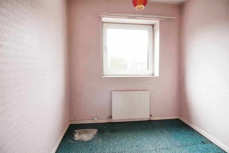 3 Bedroom Terraced House for Renovation