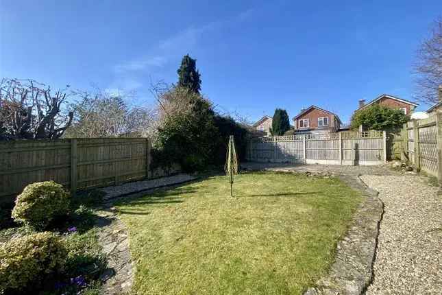 Bungalow to Rent in Westbury on Trym Bristol