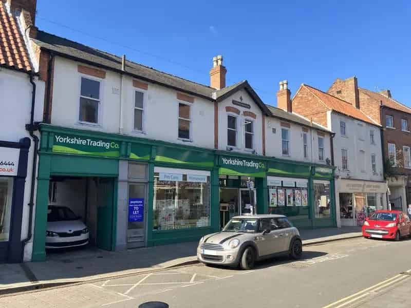Newark-on-Trent Commercial Property Investment Opportunity