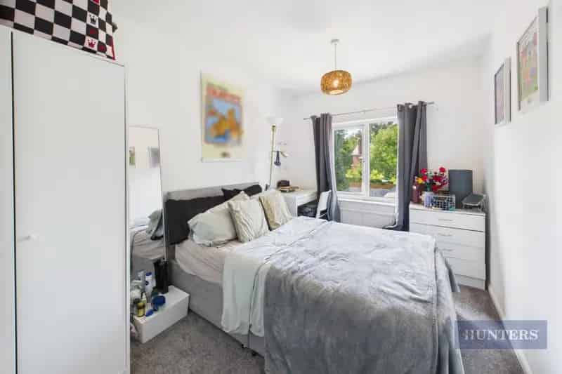 Double Room in 5 Bed House Share All Bills Included