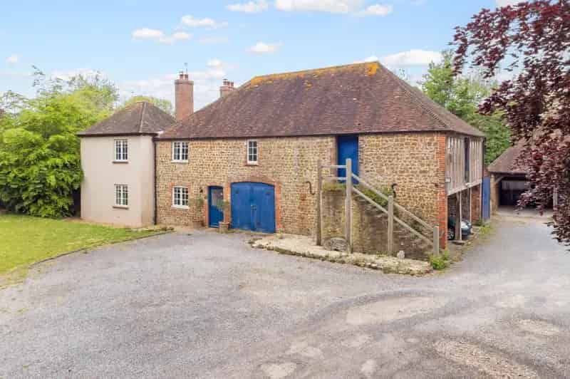 3 Bedroom Detached Grade II Listed Farmhouse for Sale
