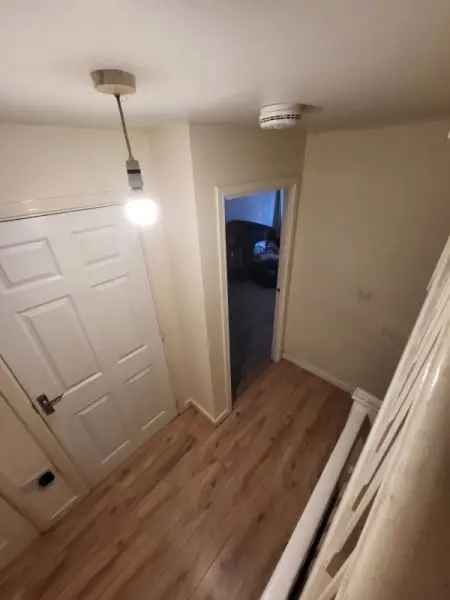 4 Bed House or 3 Bed with Dining Room in Hillingdon Borough