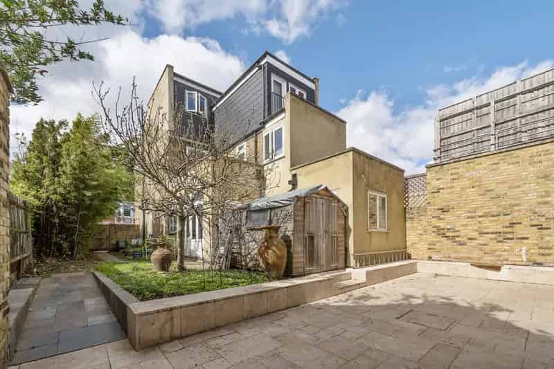 9 Bedroom Edwardian House Kew Near Kew Gardens 8 Bathrooms 4 Studio Apartments
