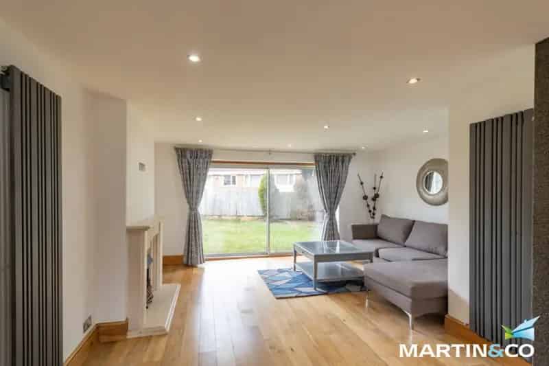 3 Bedroom Detached House For Sale Bartley Green
