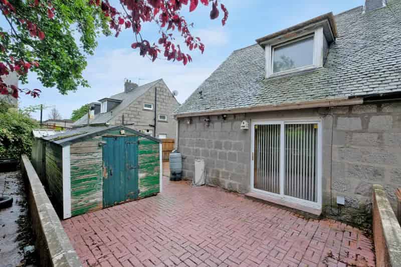 Three Bedroom Semi Detached House For Sale
