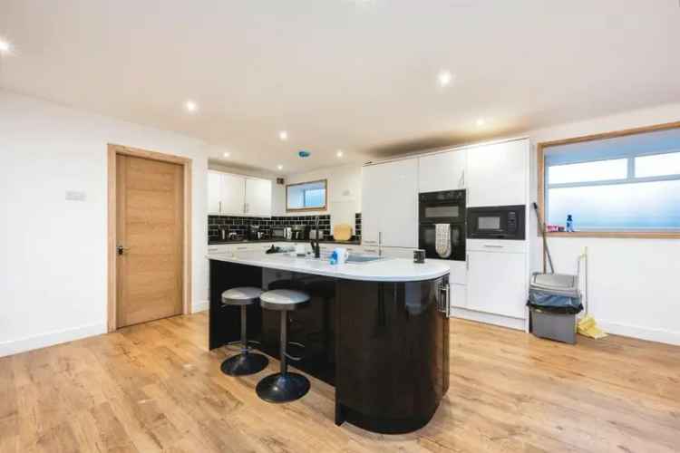 3 Bedroom Apartment for Sale in Historic Bedford Theatre