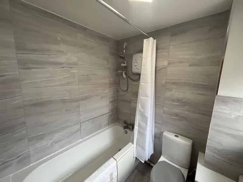 1 bedroom Flat
 To Let