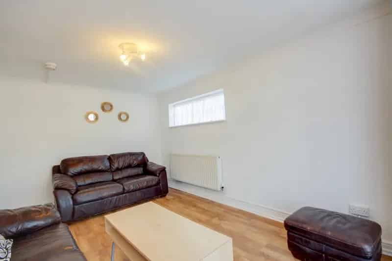 4 Bedroom House To Rent