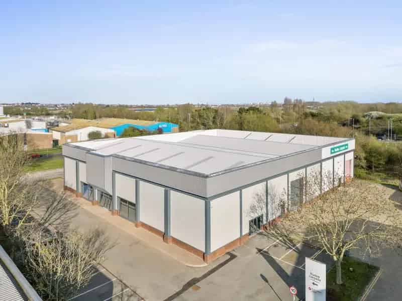 Modern Warehouse 12000 sq ft Ample Parking Refurbished Showroom