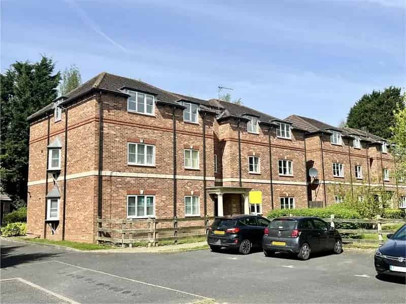 2 Bedroom Apartment for Sale
