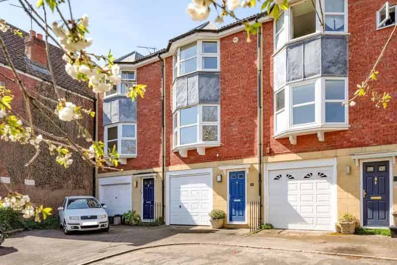 3 Bedroom Townhouse for Sale