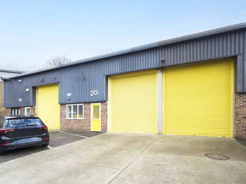 24 Concrete-Framed Units Industrial Estate
