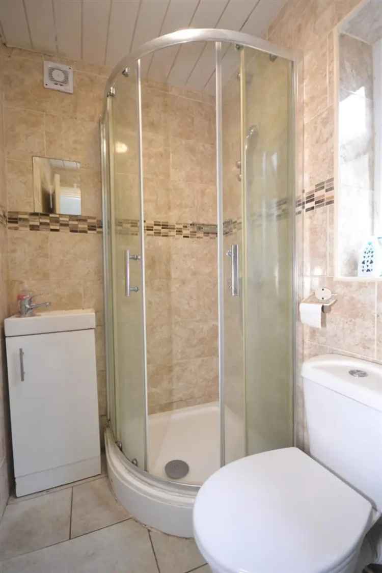 1 Bedroom Flat to Let Near Reading Town Centre and Reading West Station