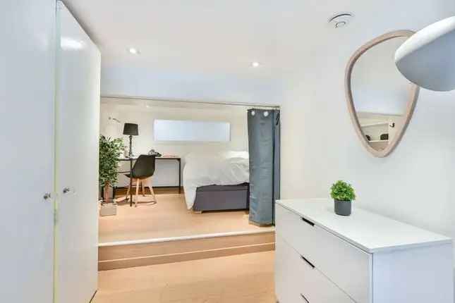 Flat for sale in Leinster Gardens, Bayswater, London W2