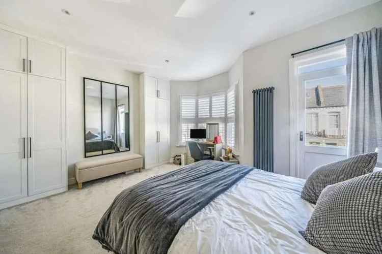 3 Bed Flat for Sale Near Fulham Broadway