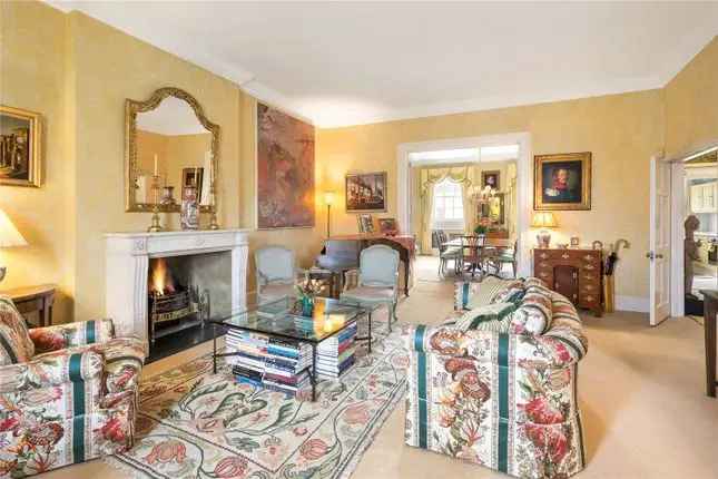 Flat for sale in Eaton Place, London SW1X