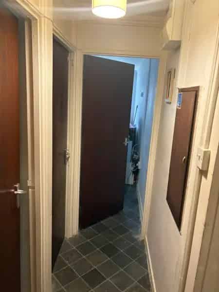 1 Bed Spacious Flat Whitley 2 Bus Stops