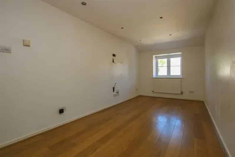 1 Bedroom Apartment for Sale - Ideal Investment Opportunity