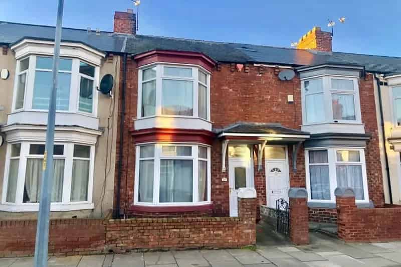 3 bedroom Mid Terrace House for sale, Middlesbrough, North Yorkshire, TS1