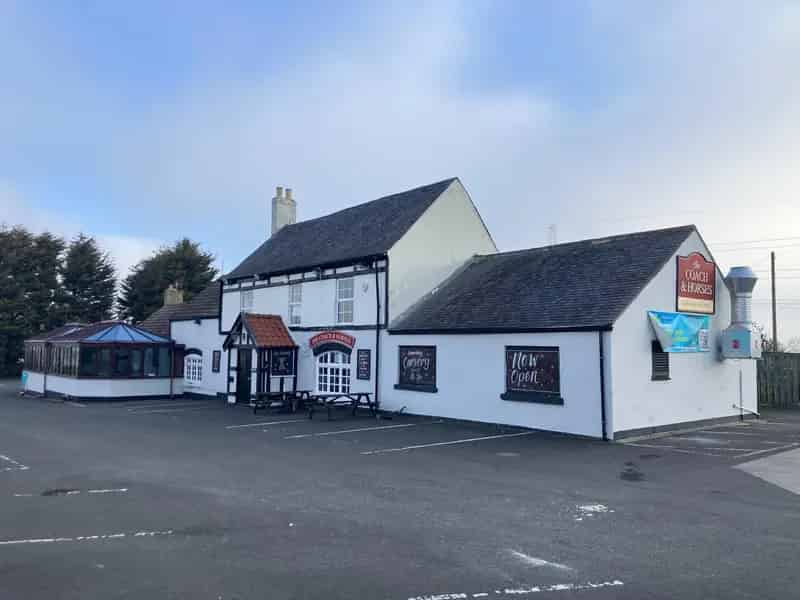 Detached Pub with 1.27 Acres for Sale