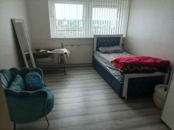 Flat For Rent in Birmingham, England