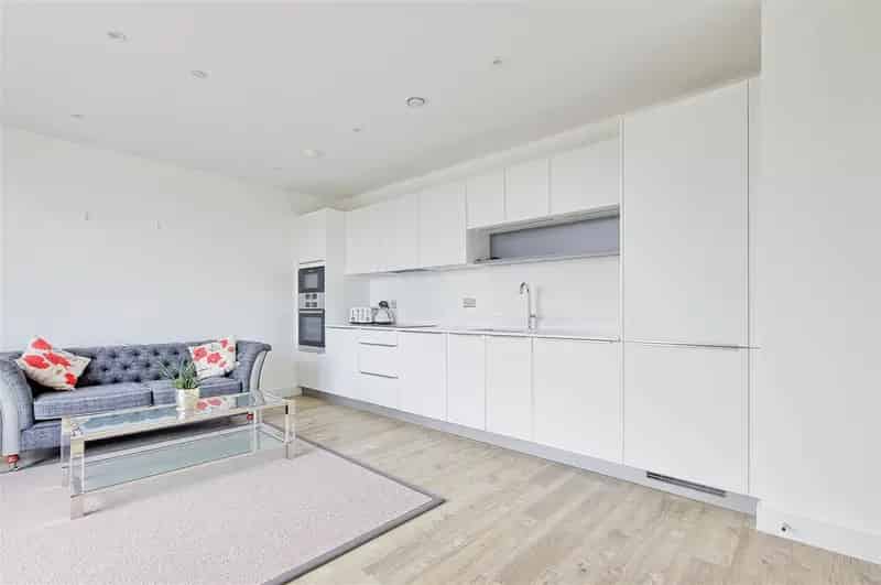 1 Bedroom Furnished Apartment to Rent Cambridge Eddington