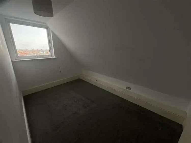2 Bed Flat for Sale - First Home or Investment Opportunity