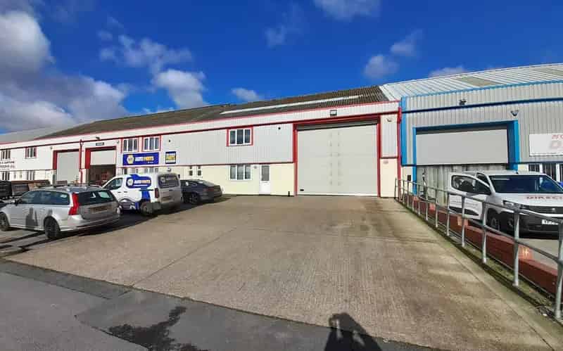 Refurbished Industrial Warehouse Unit Basingstoke
