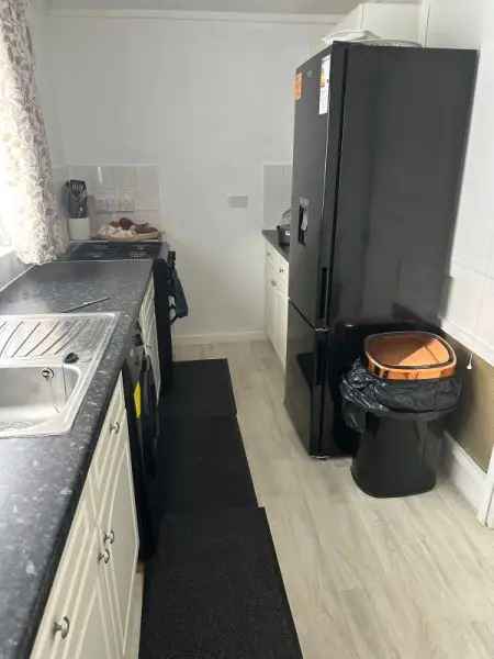 Cozy One-Bed Ground Floor Flat Secured Tenancy Home Swap