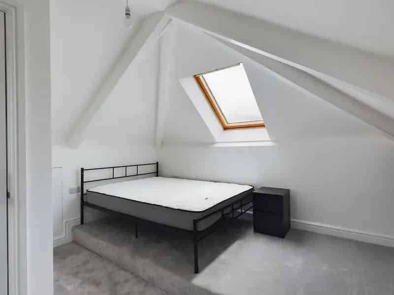 4 Bedroom Flat to Rent