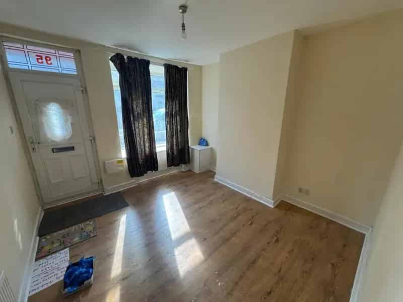 3 Bedroom House for Rent in B18