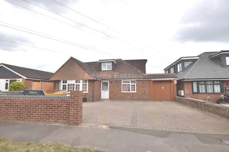 6 Bedroom House to Rent - Newly Refurbished