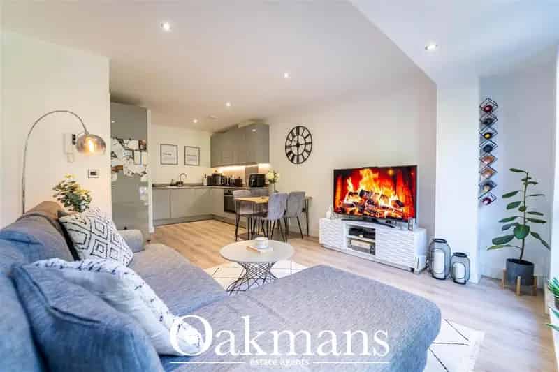 2 Bedroom Apartment for Sale in Solihull Broadoaks