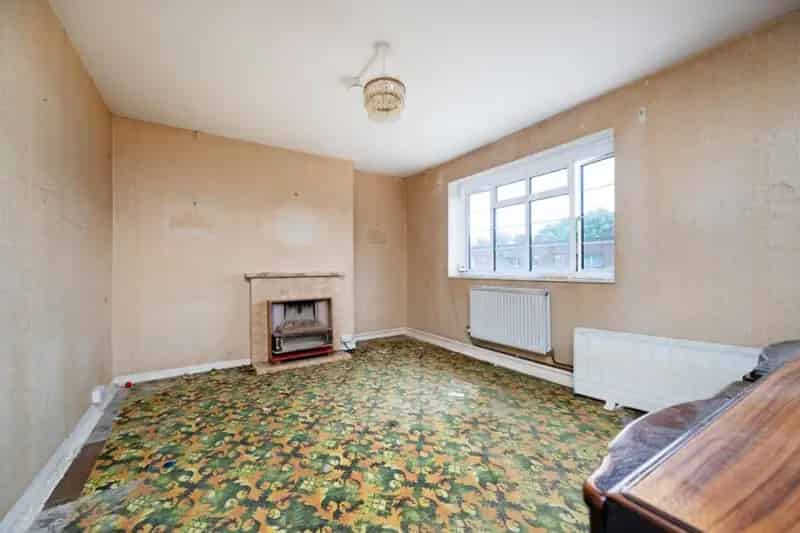 2 Bed Flat for Sale Maida Vale Top Floor Apartment Chain Free