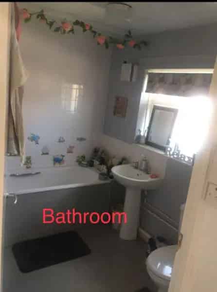 Lovely Spacious 2 Bedroom House with Large Garden in Tonbridge