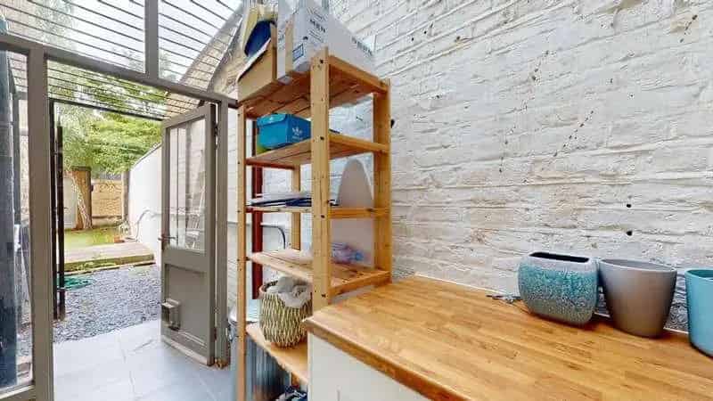 2 Bed Flat for Sale in Clapton, London