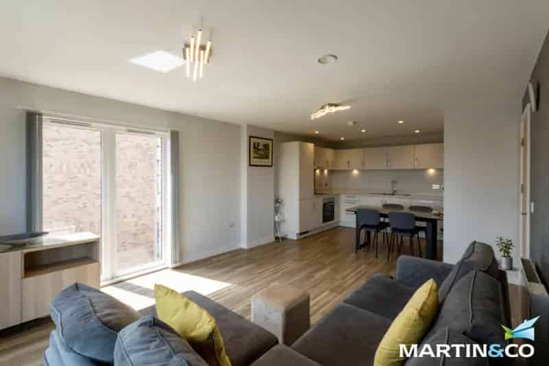 2 bedroom Flat
 For Sale