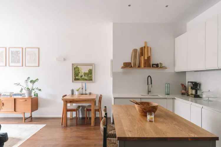 Grosvenor Avenue II Apartment London N5 For Sale