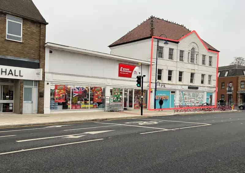 Retail Unit to Let St Neots Town Centre