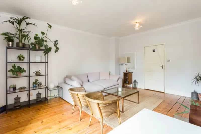 1 Bedroom Apartment to Rent in Clapham Old Town