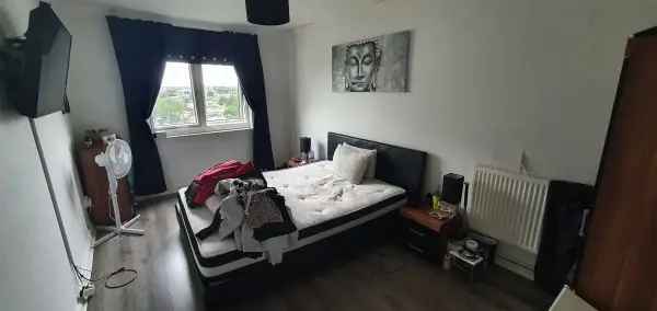 Flat For Rent in Manchester, England