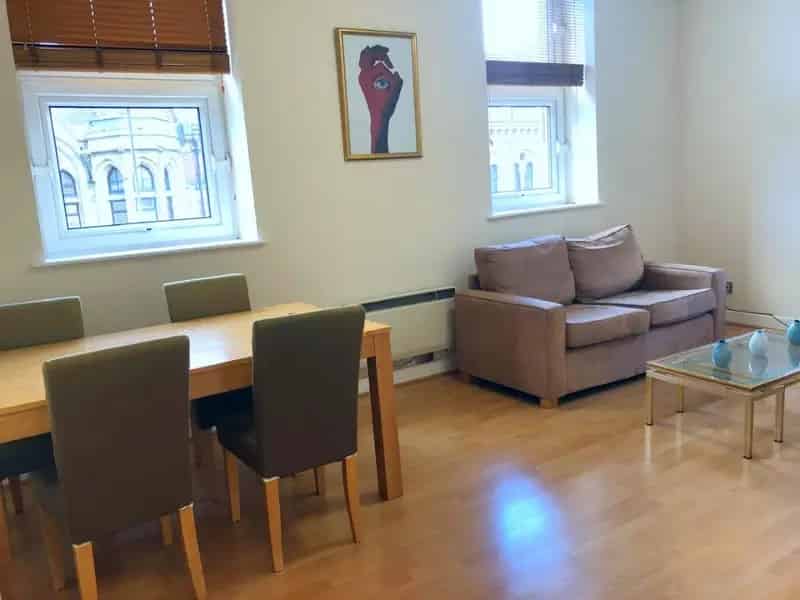 1 Bedroom Flat to Let in Leeds City Centre Near Train Station