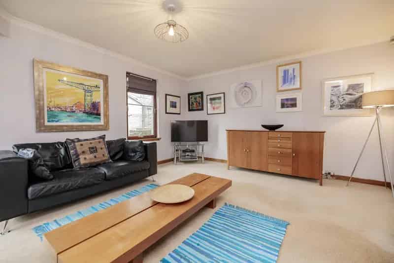 Immaculate 4-Bedroom Townhouse in Ferryhill with Garage and Garden