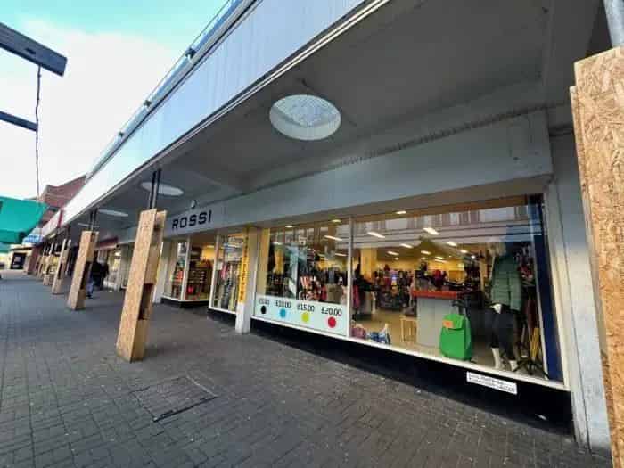 Burlington Street Retail Space For Lease