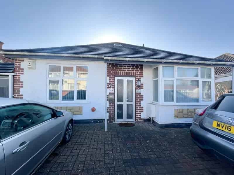 2 Bedroom Bungalow for Sale