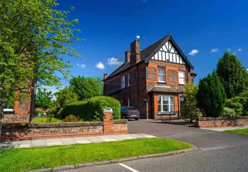 Serviced Offices 2-40 People Flexible Terms