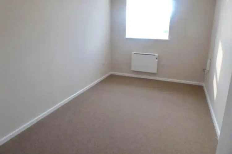 One Bedroom Apartment Near Town Centre