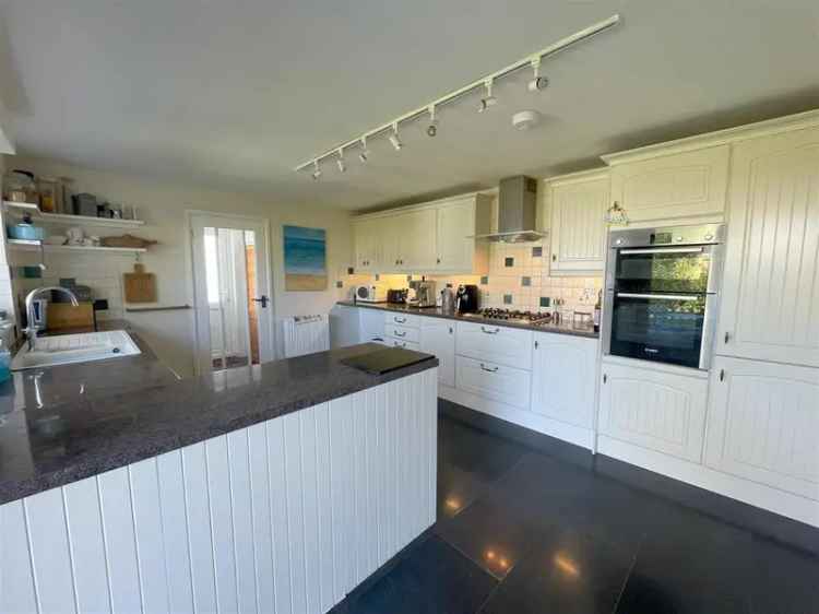 5 Bedroom Detached Bungalow for Sale in Cornwall