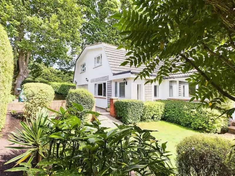 5 Bed Family Chalet for Sale Near Exeter