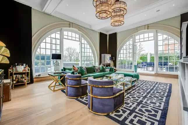 Luxury Richmond Apartment  Stunning Views 3 En-Suites Private Terraces